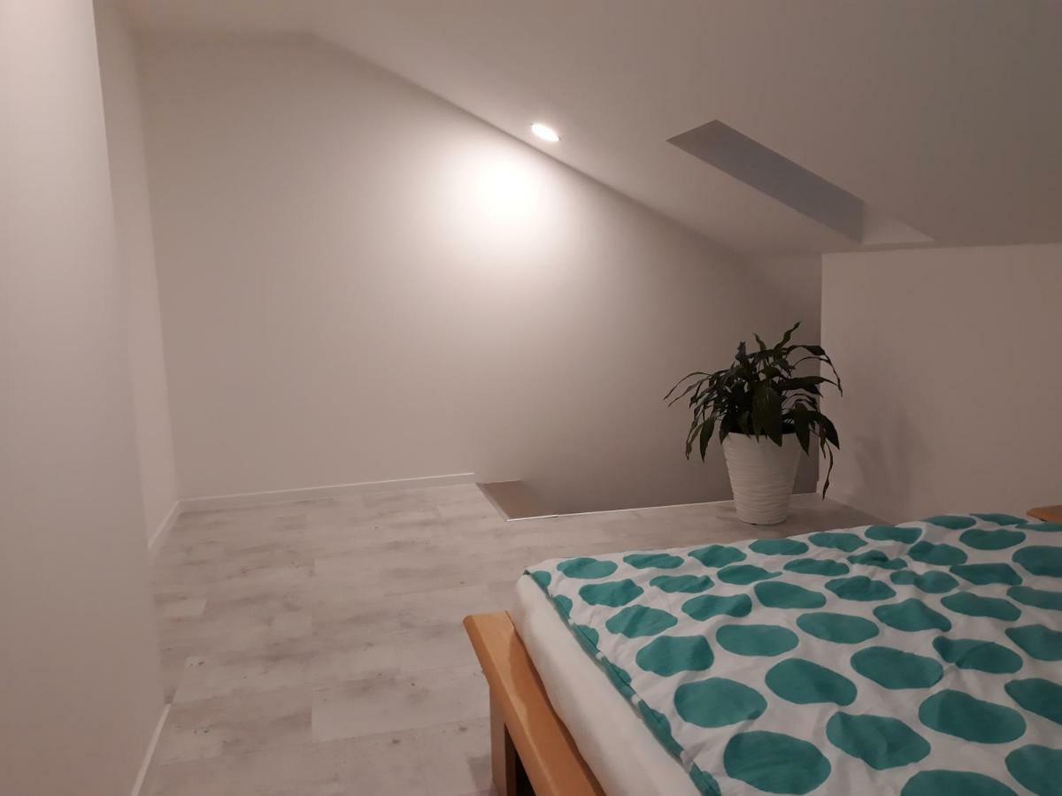 Luxusni Apartman Primo V Centru U Hotelu Thermal Karlovy Vary Exterior foto